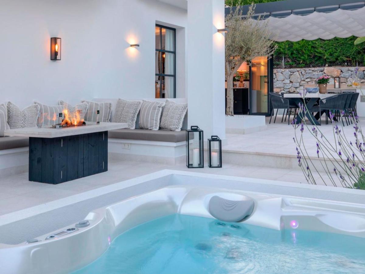 Vacation Marbella I Villa Lina, Golf Valley, Private Heated Pool, Jacuzzi, Close To The Marina ภายนอก รูปภาพ